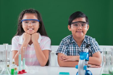 Çalışkan okul öncesi dönem öğrencileri