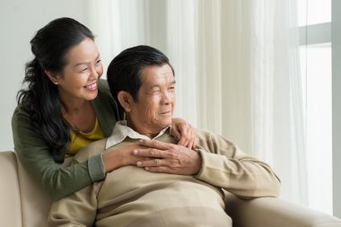 Olgun Vietnamca çift evde