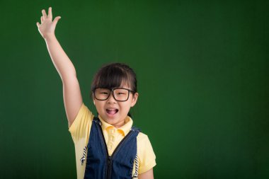 Akıllı kız elini yetiştirme