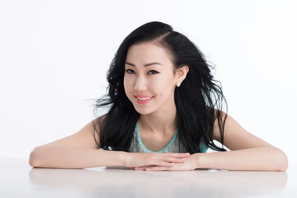 Nádherná asijská žena — Stock fotografie