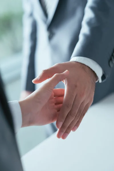 Business people shaking hands — Stock Photo, Image