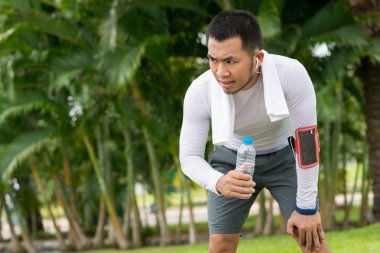 Sportif erkek eğitimden sonra yorgun