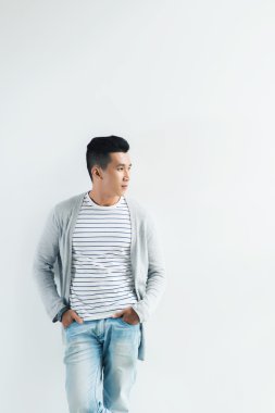 Şık Asya'ya ait adam