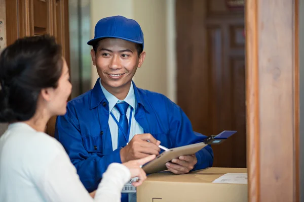 Modern delivery man — Stock Photo, Image