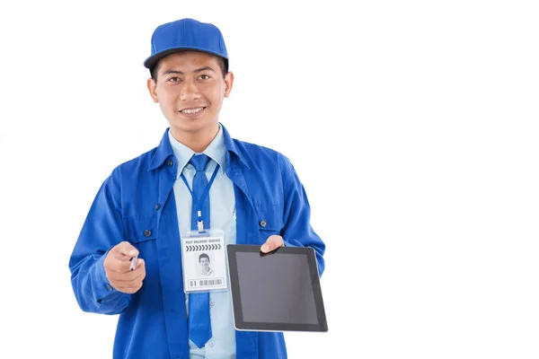 Mensajero pidiendo confirmación de entrega — Foto de Stock