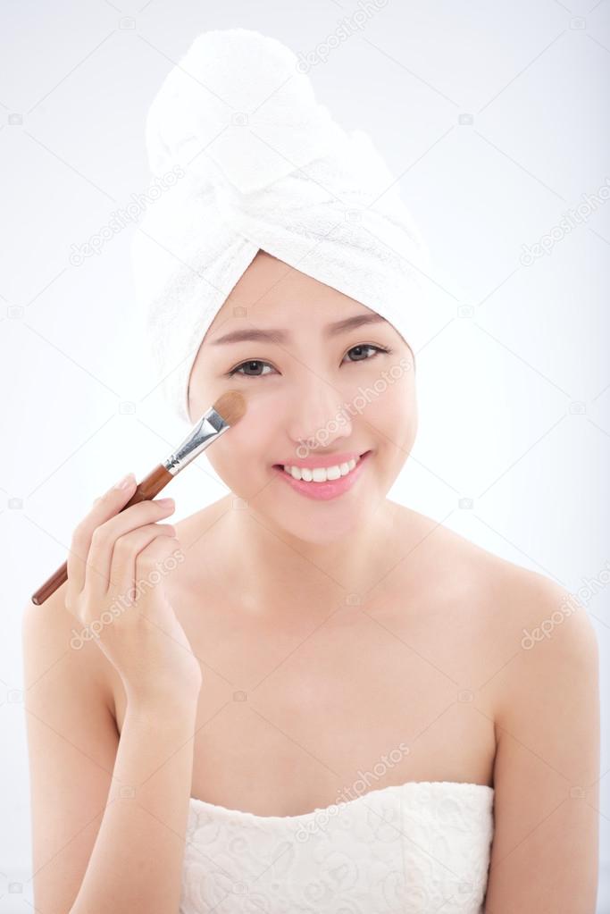 woman using brush