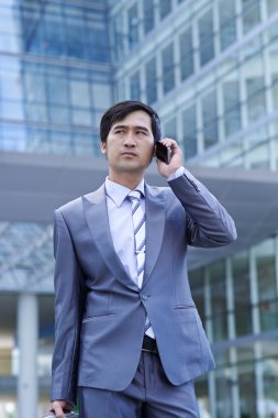 işadamı yapım telefon görüşmesi