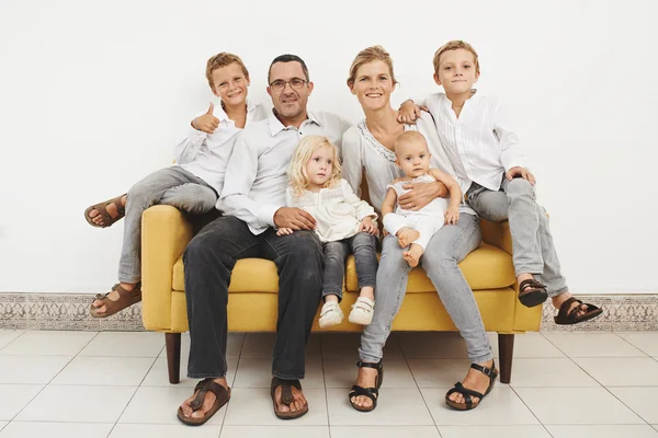 Large happy family — Stock Photo, Image