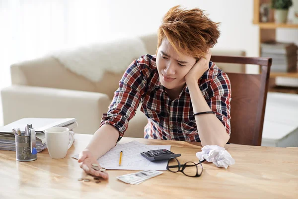 Young accountant having problem — Stock Photo, Image