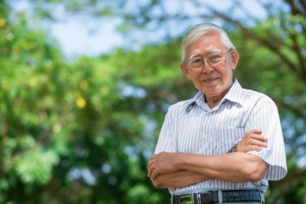 Aged Vietnamese man — Stock Photo, Image