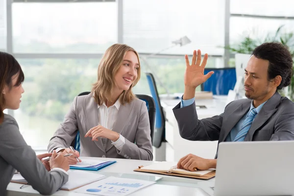 Cheerful Coworkers  meeting — Stock Photo, Image