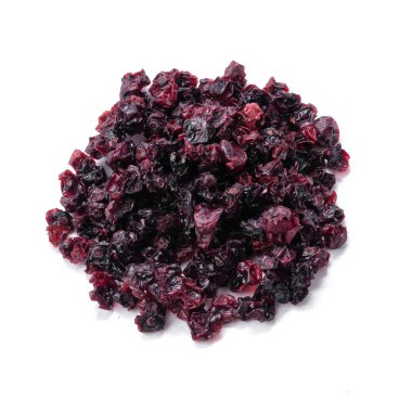 Kurutulmuş yaban mersini. Beyaz arka plan. İzole edilmiş. Yakın plan. Yukarıdan görüntüle.