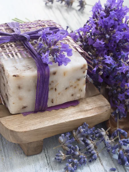 Cosméticos orgânicos de lavanda — Fotografia de Stock