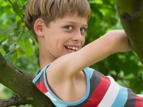 Schattige jongen portret — Stockfoto