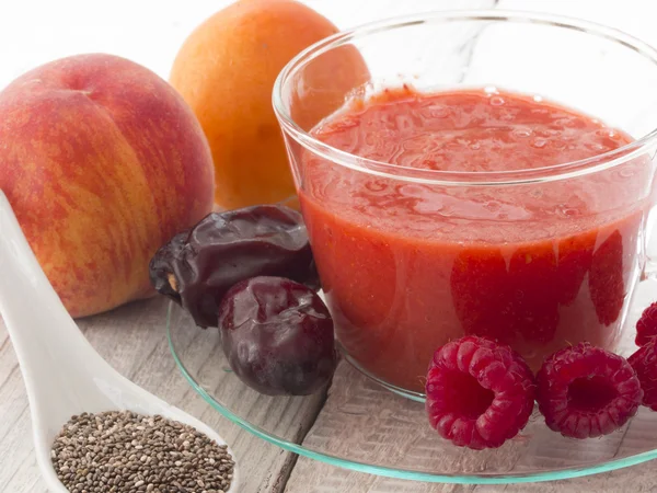 Vers fruit smoothie — Stockfoto