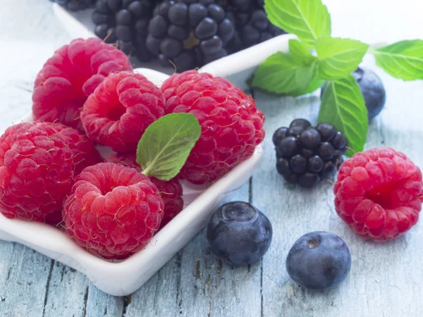 Fresh berry fruits — Stock Photo, Image