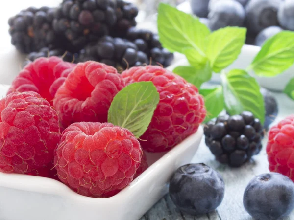 Fresh berry fruits — Stock Photo, Image