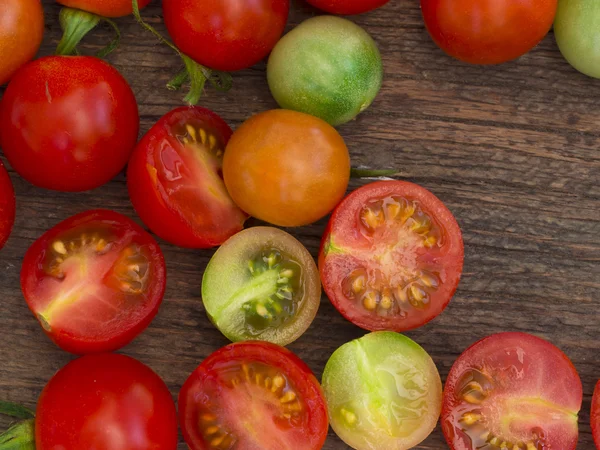 Pomodori ciliegia freschi — Foto Stock