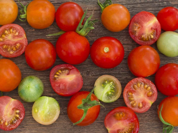 Pomodori ciliegia freschi — Foto Stock