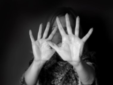 Kadın kötüye durdurun