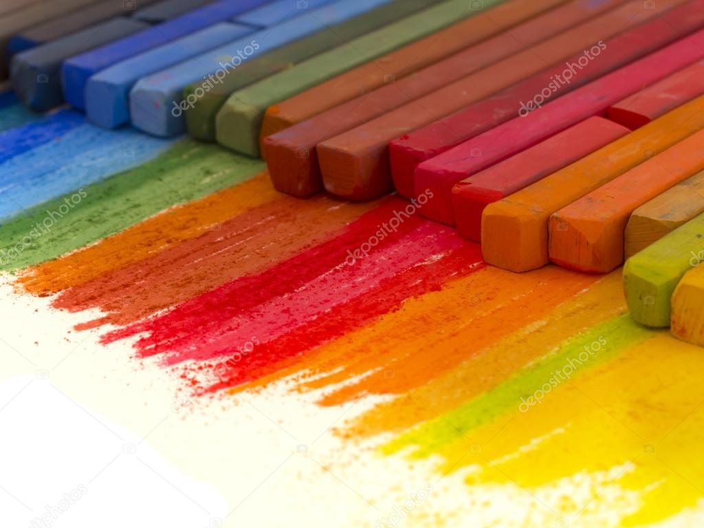 Artistic crayons