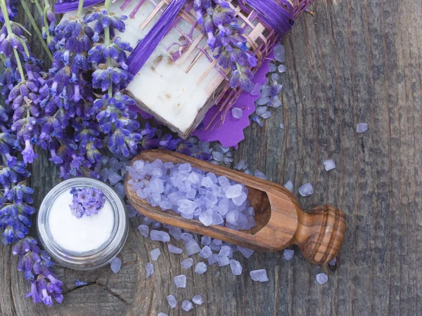 Lavender spa arrangement — Stock Photo, Image