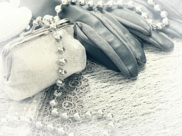 Accessoires féminins avec perles — Photo