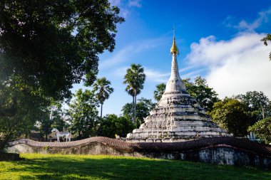 eski beyaz pagoda nan il Tayland