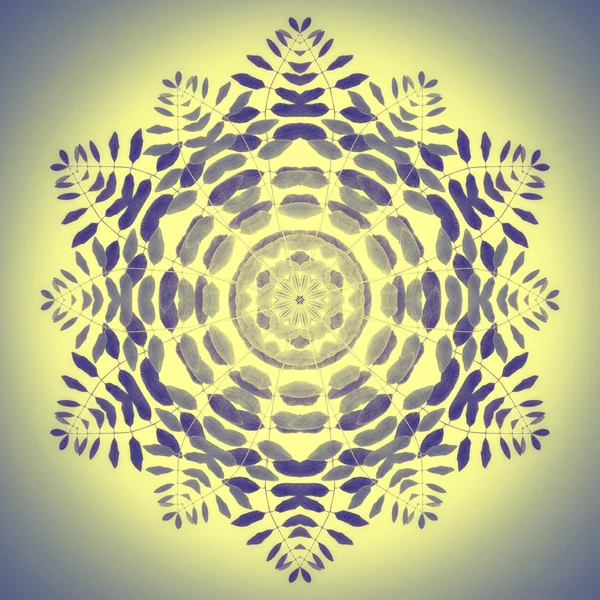Bloem Mandala met lichte achtergrond. Decoratieve ronde bloemmotief. — Stockfoto