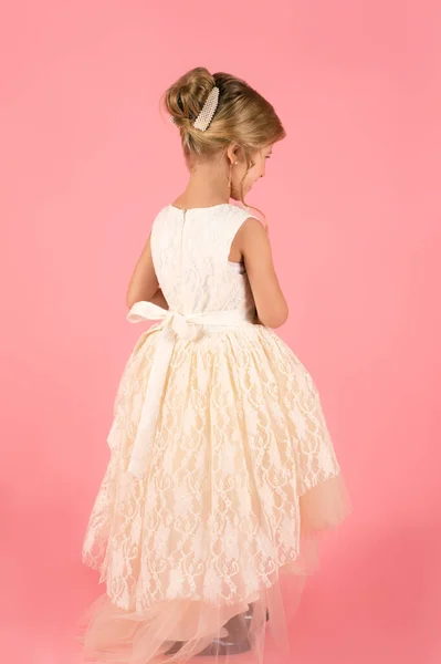 Little Girl White Dress Stands Back — Stock Photo, Image
