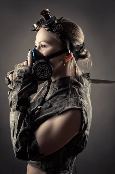Profiel Gezicht Vrouw Steampunk Stijl Gasmasker — Stockfoto