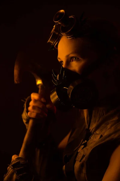 Brutal Woman Gas Mask Neon Light — Stock Photo, Image