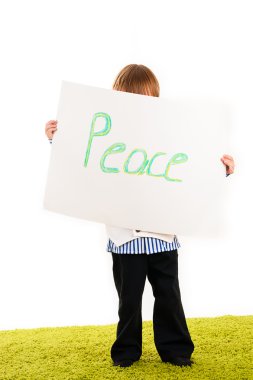 Yazıt barış ile ayakta çocuk