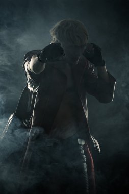 Güzel vahşi kahraman mücadele