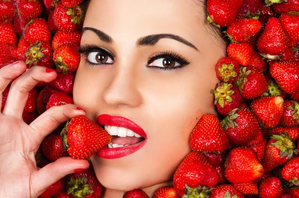 Möta i strawberry närbild — Stockfoto