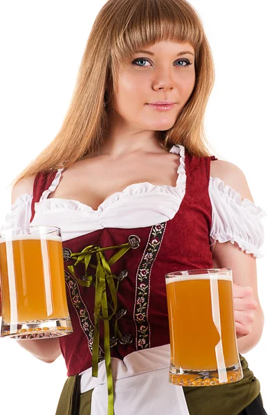 Baştan çıkarıcı kadın Oktoberfest bira el ile — Stok fotoğraf