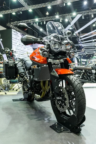 Triumph Tiger 800 XRT.