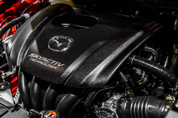 Mazda 2 Skyactiv motoru — Stok fotoğraf