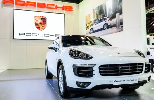 Porsche Cayenne Se hybryda — Zdjęcie stockowe