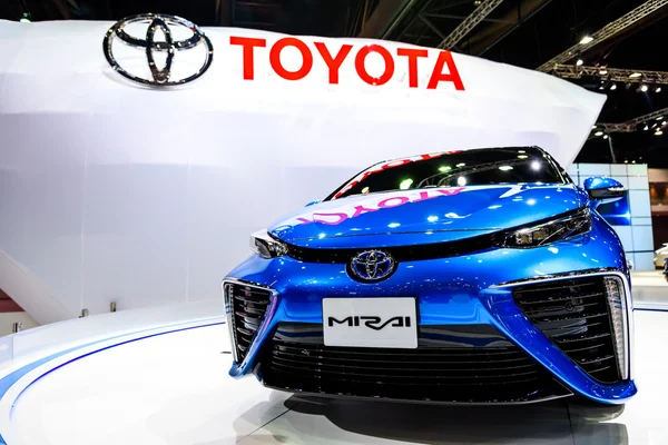 Toyota Mirai, waterstof motor voertuig — Stockfoto