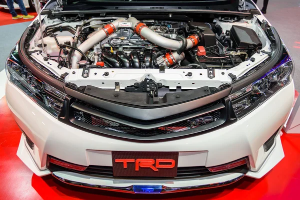 Двигатель Toyota TRD Super Charger . — стоковое фото