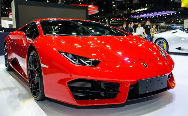 BANGKOK - DECEMBER 01 : The Lamborghini Huracan LP 580-2 on disp