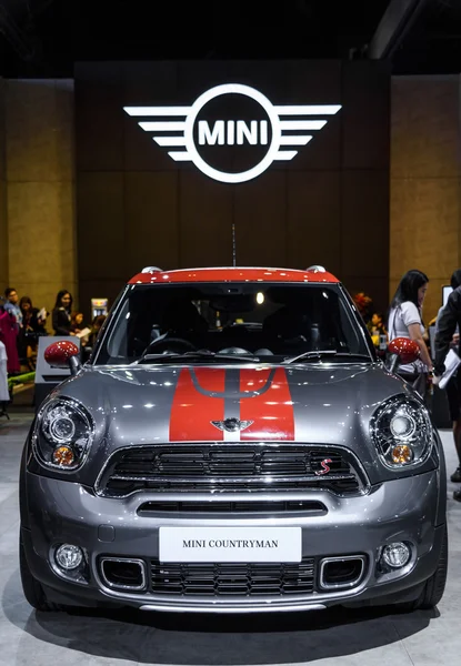 Mini landgenoot auto. — Stockfoto