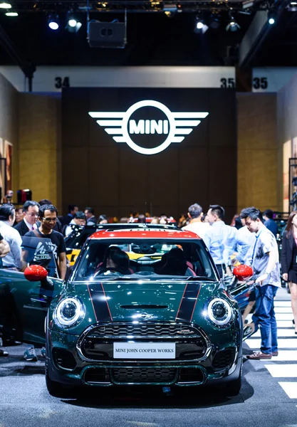 O novo MINI John Cooper funciona . — Fotografia de Stock