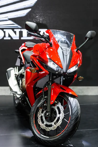 HONDA CBR500R Motorcycle. — Stockfoto