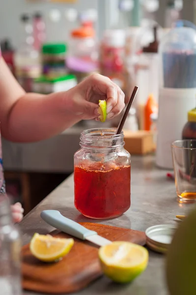 Process of making Thai lemon tea — Stock Photo, Image