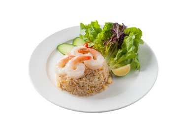 Kızarmış karidesli pilav