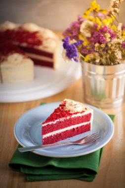 Kırmızı kadife kek.