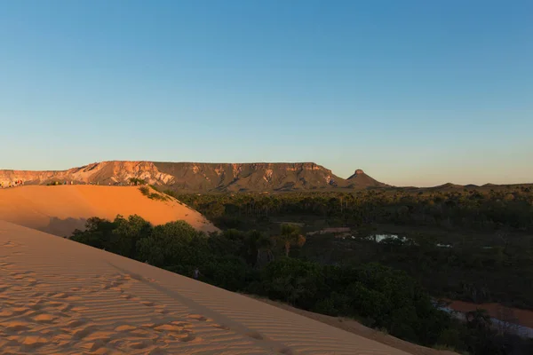 Mateiros City yakınlarındaki Jalapo Eyalet Parkı 'nda kum tepeleri.