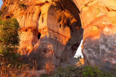 Jalapao Eyalet Parkı - Tocantins Brezilya 'da Ponte Alta do Tocantins yakınlarında delik taşı. 